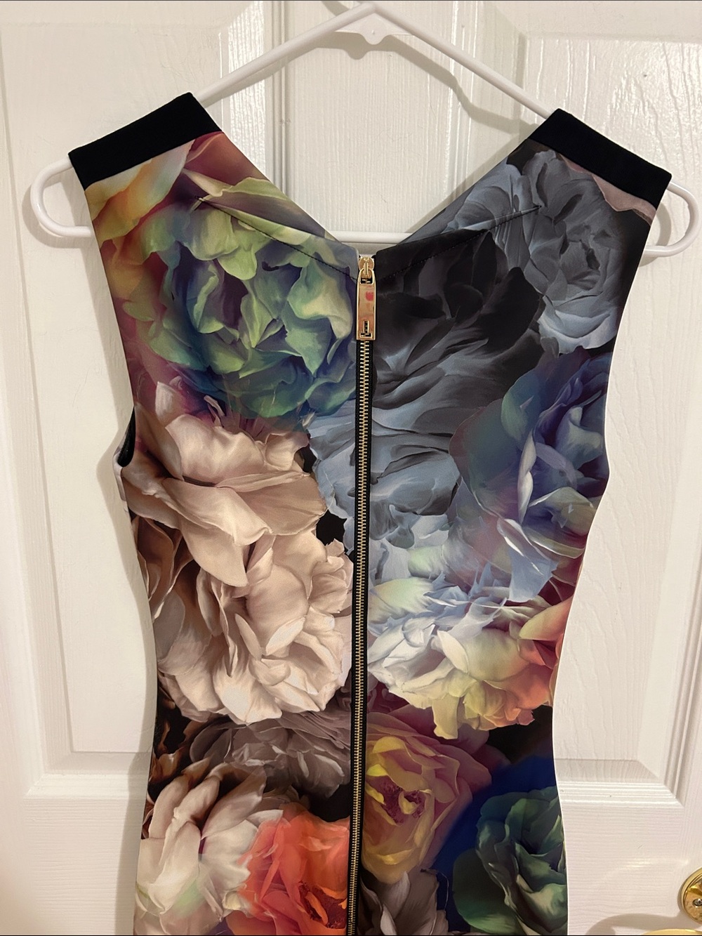 Ted Baker London Mayzi Technicolour Bloom Bodycon Dress New Ted Size 1, US 4 - Picture 8 of 12